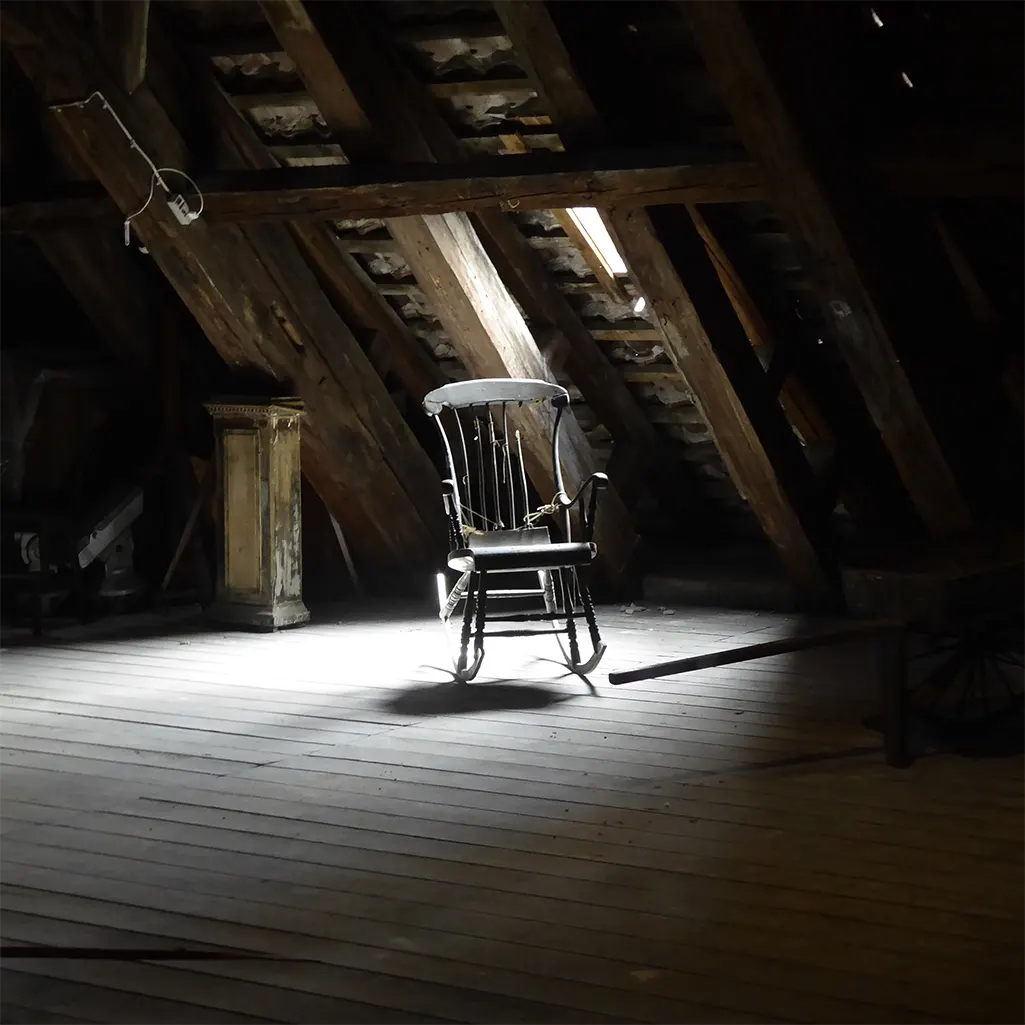 What Would You Find In A Haunted House?